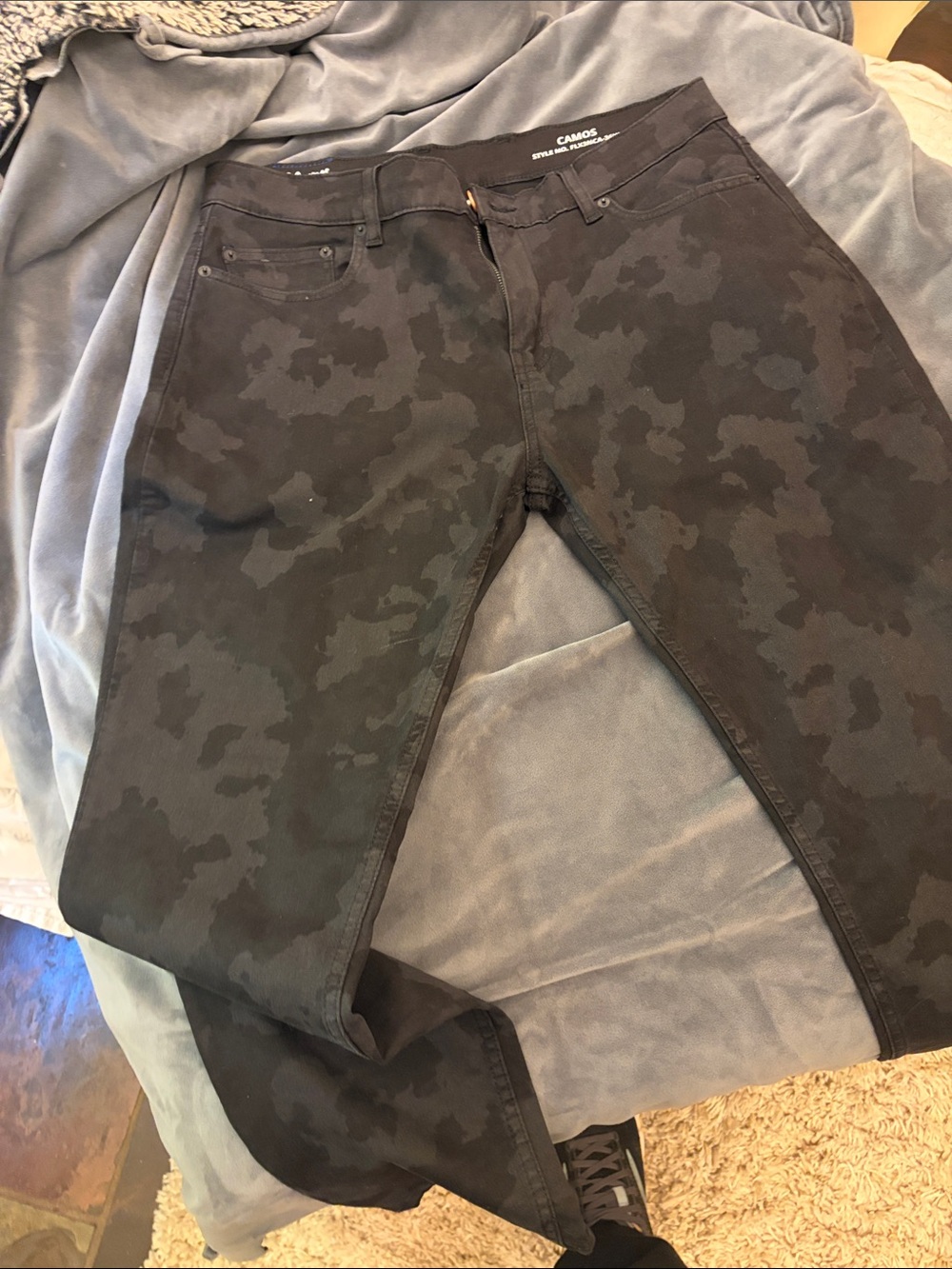Mugsy Jeans in Black Camo